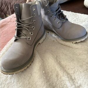 Timberland Women’s Grey and white Boots